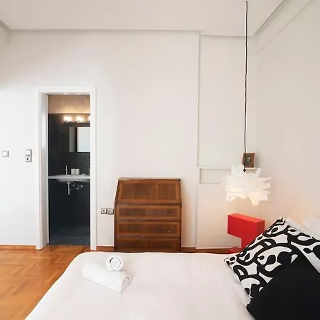 Renovated Penthouse With Stunning Views Apartment