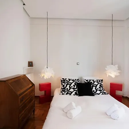 Renovated Penthouse With Stunning Views Apartment *